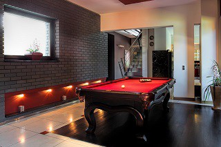 professional pool table refelting in Springfield content img2